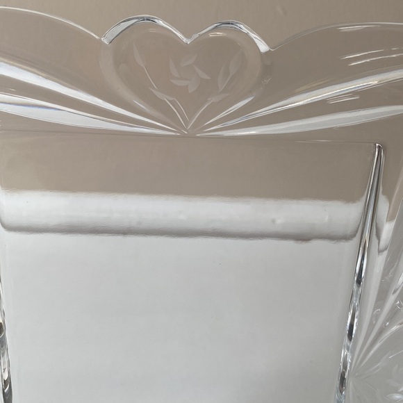 Beautiful Heavy Glass 5x7 Picture Frame - Picture 5 of 7